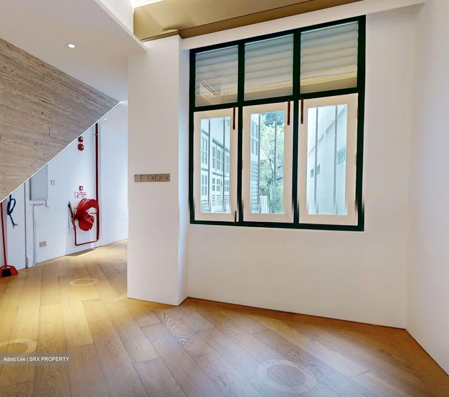 Teo Hong Road (D2), Shop House #570016181